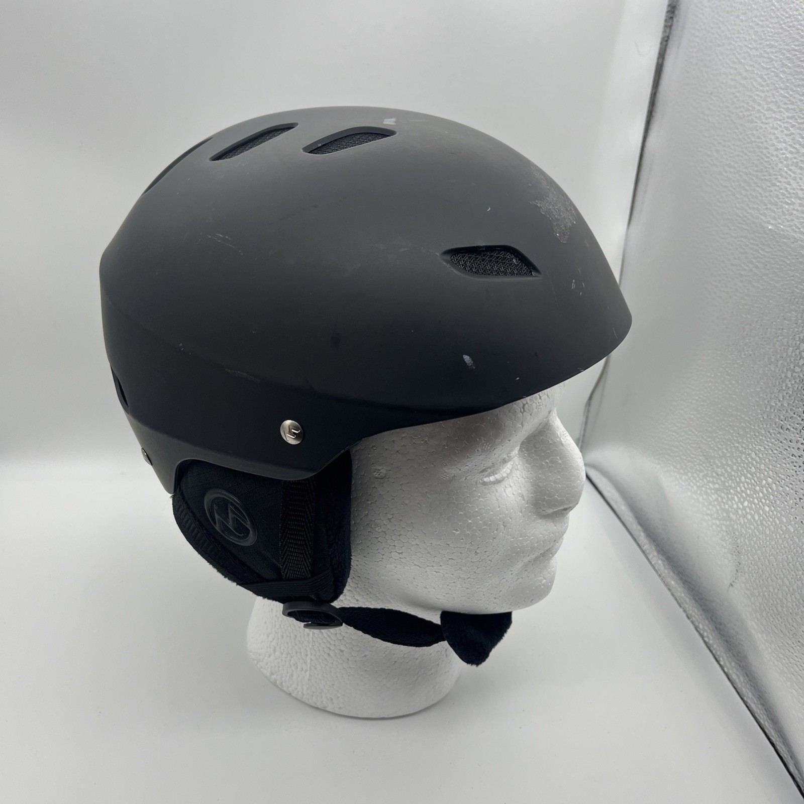 OutdoorMaster Kelvin Ski Helmet Adult Size Small