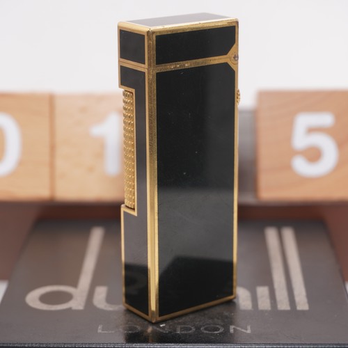 Encendedor Dunhill Rollagas dorado/laca negra_limpiado ultrasónico_FUNCIONANDO - Imagen 5 de 19