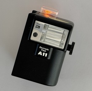 【シャッター、フラッシュ可】Olympus XA2+ A11　白　ベージュ Olympus xA-2 Flash | eBay