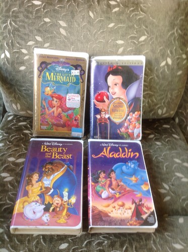 4 Walt Disney VHS Movie Tapes 2 Black Diamond