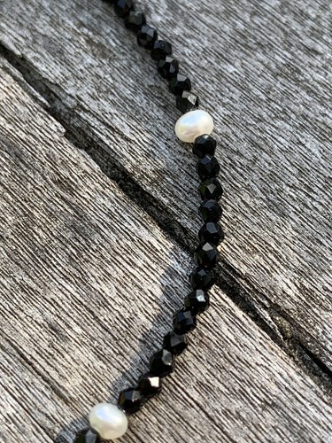 Natural 2mm Black Spinel Faceted Gemstone Beaded Bracelet Magnetic Very Fine - Picture 3 of 9