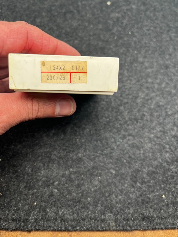 VINTAGE SINGER SEWING NEEDLES 5060 124X2 230/26 LARGE SIZE 80 COUNT