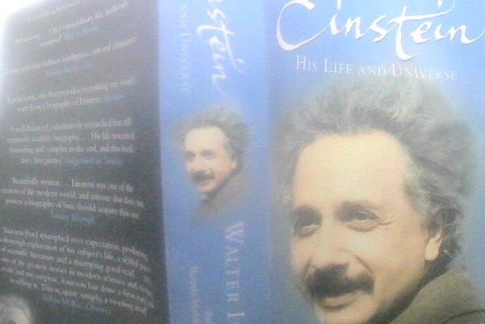 Einstein: His Life and Universe by Walter Isaacson (Paperback, 2008)