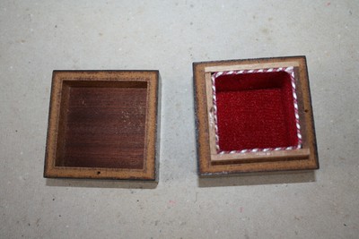 Boîte En Bois Marqueterie - Dimensions 6x6x4 Cm - Occasion - Parfait Pour Collection Ou Cadeau