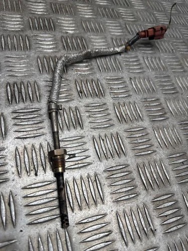 AUDI Q5 8R Abgastemperatursensor 059906088M 3.00 Diesel 176kw 2010 35109502