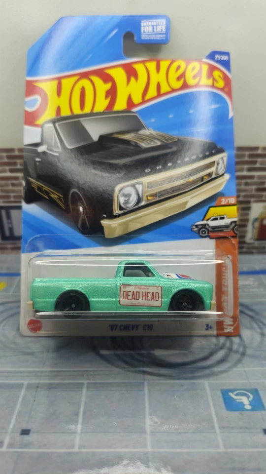 ***Hot Wheels 14 Car Custom Grateful Dead W Spectraflame And Real Riders** - Image 4 of 4