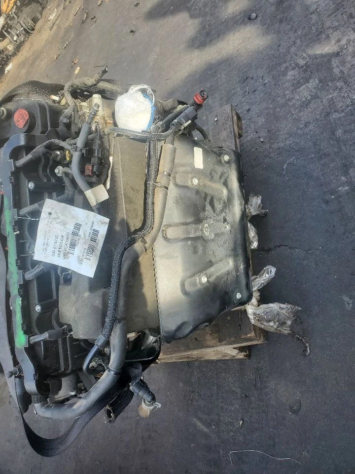 Used Engine Complete Assembly fits: 2020 Jeep Cherokee 2.4L VIN B 8th digit engi Foto 2 de 4