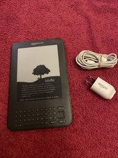 Amazon Kindle Keyboard 3rd Gen D00901 WiFi e-Reader 6 Inch Screen