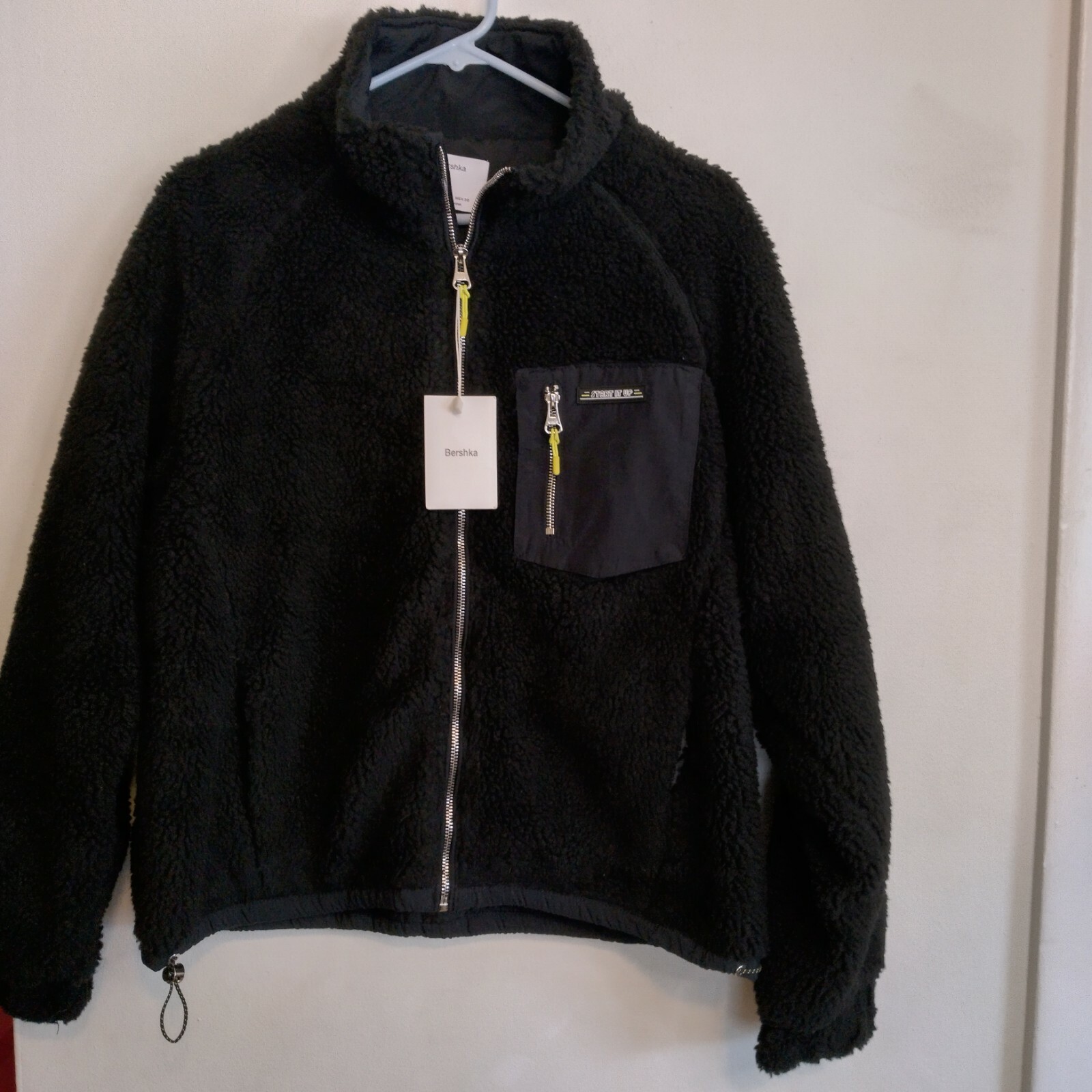"NWT" Women's Bershka Berber Fleece Zip up Jacket/Coat with pockets, Black Sz L