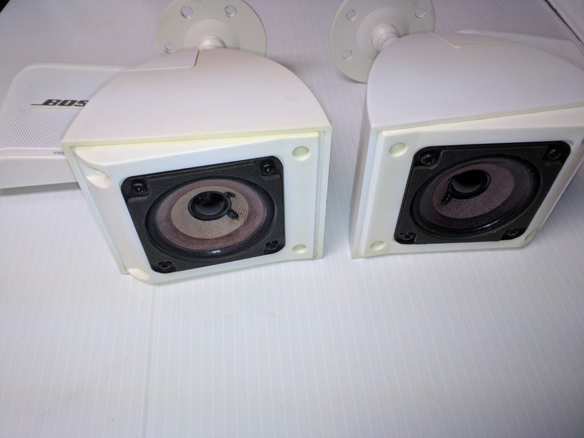 Pair of BOSE Freespace Business Music System Cube Speakers UK
