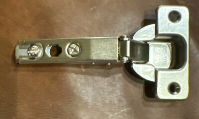 15 125 Degree Grass Full Overlay Screw-On Self Closing Close Cabinet Hinge Lot