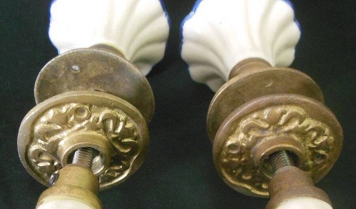 ANTIQUE Stone Ware Porcelain Doorknobs Knob (2) Sets Blue Flow & White Floral - Picture 4 of 5