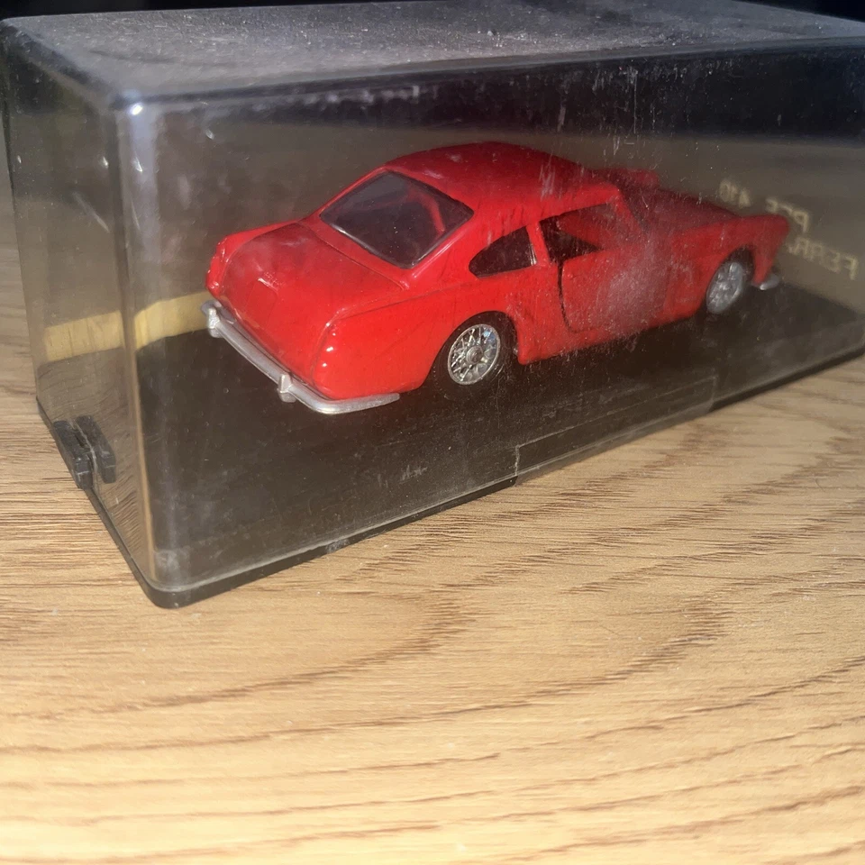 VEREM n°410 : FERRARI 250 GT rouge - neuve avec boîte origine C1 - Photo 4/4