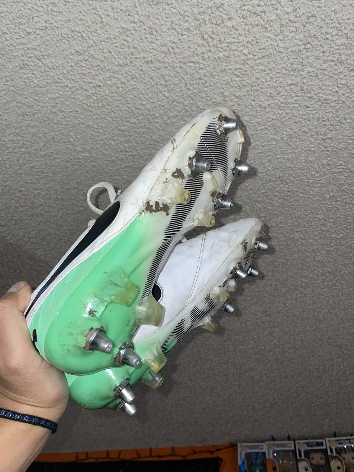 nike tiempo studs replacement