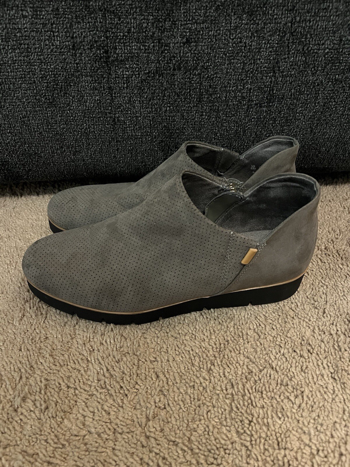 Picture 4 of 5