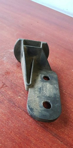 BMW e36 Ansaughalter Seitenwand kotflügel Stoßstange vorne rechts 8122578