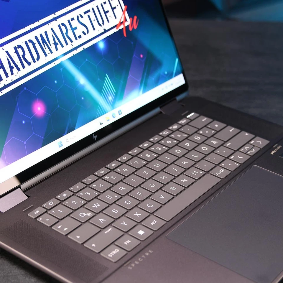 HP Spectre x360 2-in-1 // Intel Core Ultra 7 155H, RTX 4050, 32 GB RAM, 1 TB SDD - Bild 4 von 4