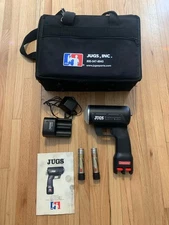 JUGS PROFESSIONAL SPORTS RADAR GUN w/ CASE, Batteries, Charger, Tested Works!!