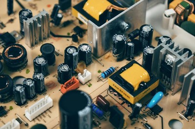 ISA 8 Isolierte Eingänge Und 8 Elektromechanische Relaisausgänge DI08-P
