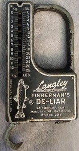 VTG Langley Fisherman's DE-LIAR Tackle Lure Model 208 Scale/Tape Measure