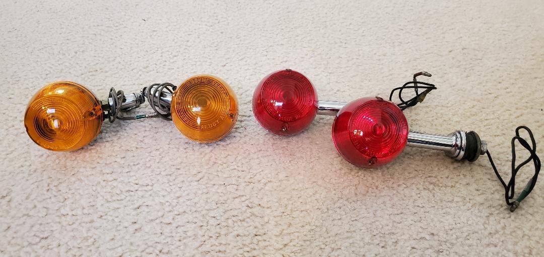 Yamaha Enduro DT1 DT2 DT3 RT1 RT2 RT3 250 360 Turn Signal Set Nice