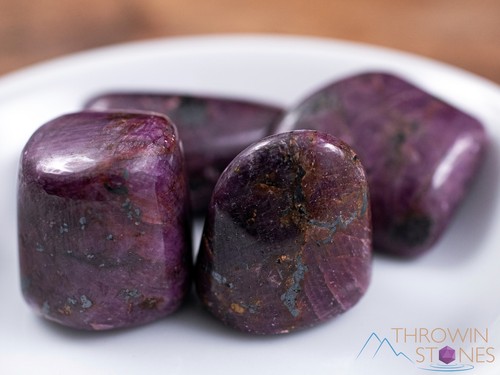 Piedras de cristales curativos caídos de rubí, piedra de nacimiento, cuidado personal, regalo único, E0856 - Imagen 6 de 10