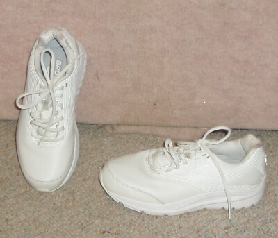 Women's white leather BROOKS Addiction Walker athletic shoes sneakers  B