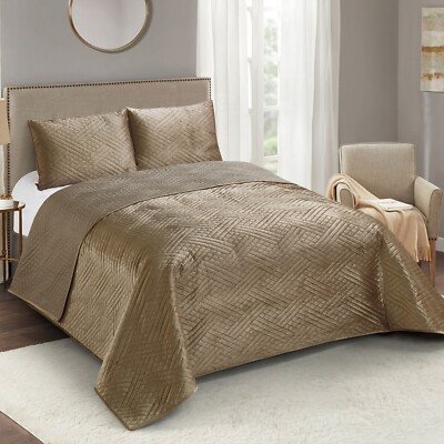 Virah Bella - Diamond Knit White - Lightweight Micromink Quilt Set