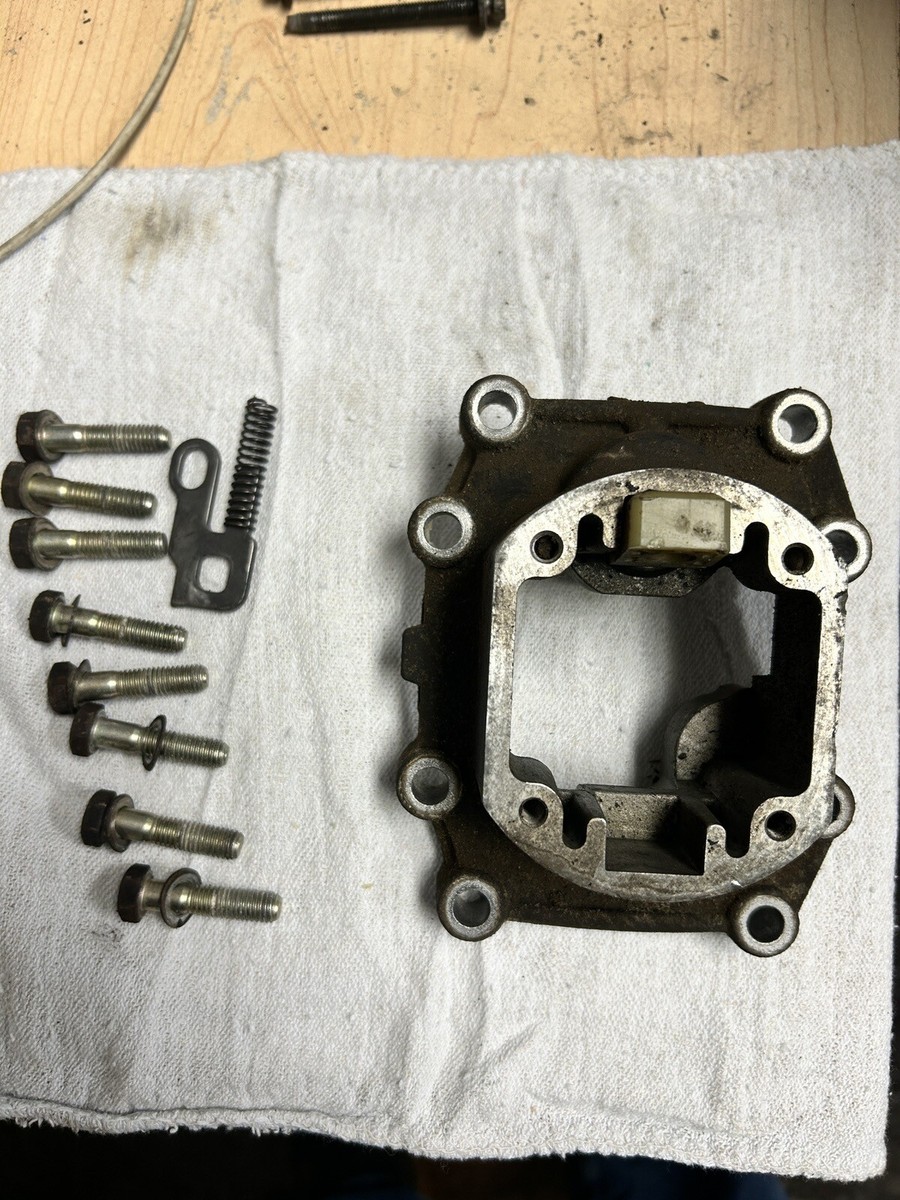 Gear Shift Housing Tower ZF S5-42 S5-47 Ford Truck 5 Speed w