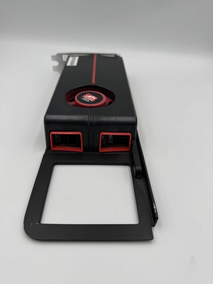 ATI Radeon HD 5770 1GB GDDR5 Graphics Card - Image 3 of 4