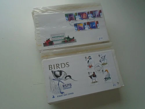 Great Britain: Circa 120 x 1980s commemorative first day covers. See pics below.