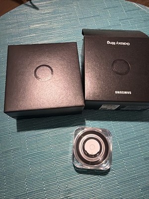 Samsung Galaxy Ring Size 10 Titanium Black Smart Ring w/ Charging Case