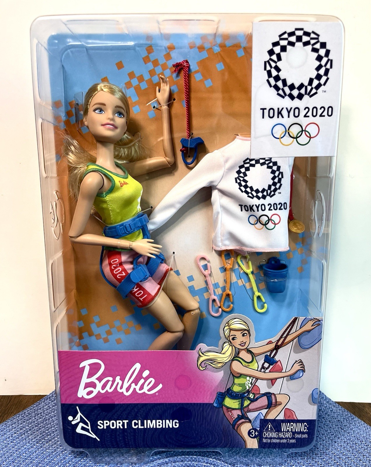 Barbie Juegos Olímpicos Tokio 2020 Muñeca Escaladora Posable/Articulada