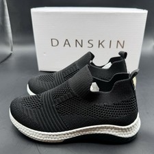 NIB Child SZ 3 Danskin Black  Cheerful-G  Stretch Mesh Slip On Sneaker Shoes 70
