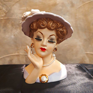 Vintage 1950s Lady Head Vase With Brooch "BROKEN" "