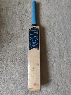 Gunn & Moore GM English Willow Cricket Bat Neon Size 4