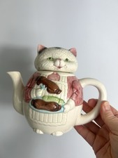 Vintage Cat Shaped Novelty Tea Pot - Ron Gordon Cat Eating Sausages Teapot