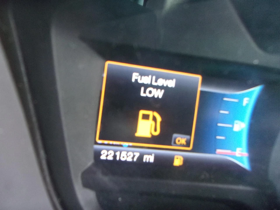 Used Engine Coolant Reservoir fits: 2015 Ford Explorer  Grade A Foto 3 de 4