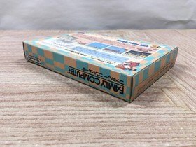 UF3786 Super Mario Bros. 3 Boxed Nintendo Famicom NES Japan