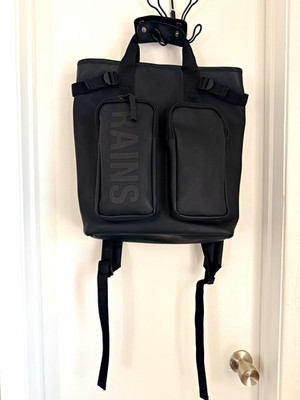 Rains Black Large Backpack w/ Front Zip Outer Pockets, Zip Closure, Unisex