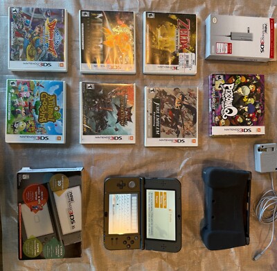 Nintendo 3DS XL Bundle + 7 Games (3 NIB) + extras!