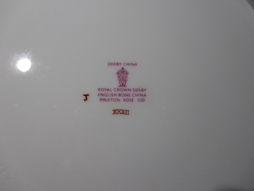 Royal Crown Derby Pinxton Roses Open Sugar - Picture 2 of 2