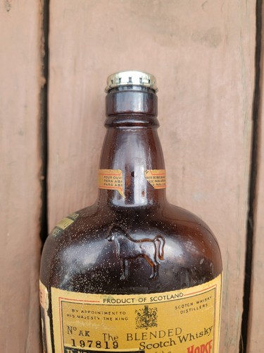 VINTAGE White Horse Cellar Blended Scotch Whisky Bottle U.S. AIRFORCE Sticker - Picture 3 of 11