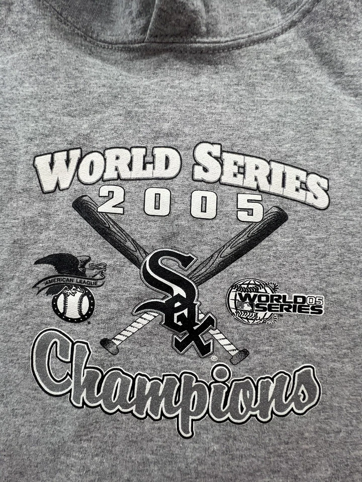 Sudadera con capucha de béisbol pequeña MLB campeones de la Serie Mundial 2005 de los Chicago White Sox de colección Foto 2 de 4
