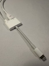 Apple Digital AV HDMI Adapter with HDMI Lighting Cables