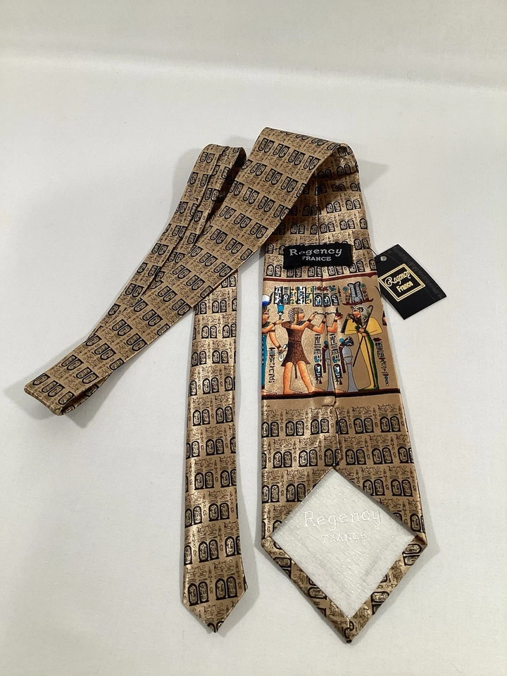 Corbata Regency France dorada logotipo egipcio L56” x W3-1/2” nueva con etiquetas Foto 2 de 3