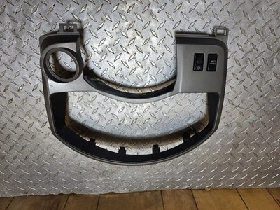 2004-07 Nissan Titan Armada Speedometer Cluster Gauge Dash Bezel Assembly OEM