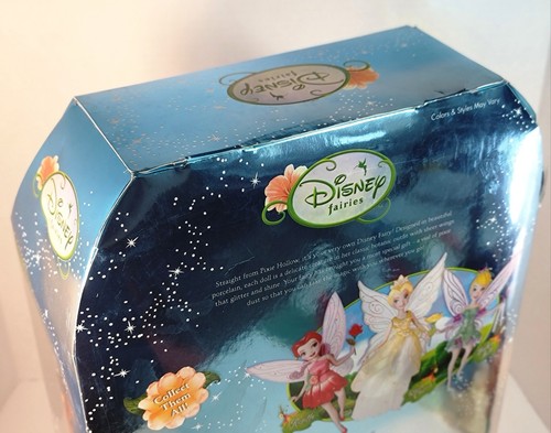 DISNEY FAIRIES TINKER BELL PORZELLAN MESSING SCHLÜSSEL ANDENKEN PUPPE 2008 UNGEÖFFNETE BOX - Bild 11 von 24
