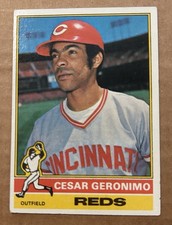 1976 Topps - Cincinnati Reds OF” Cesar Geronimo Card #24! Nice Vintage Card!