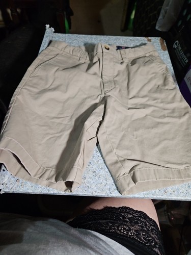 2 Vineyard Vines Boys' Size 10 breaker Khaki Dark And Light See Pictures **** - Picture 8 of 13